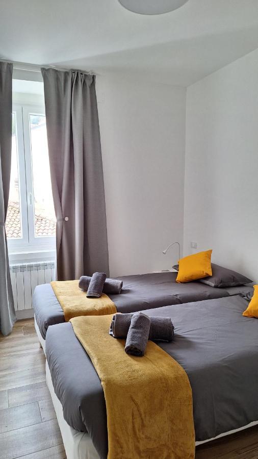 Casa Vacanze Mami Apartment ตรีเอสเต ภายนอก รูปภาพ