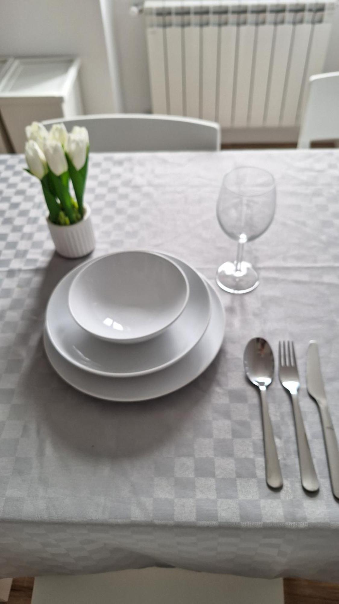 Casa Vacanze Mami Apartment ตรีเอสเต ภายนอก รูปภาพ
