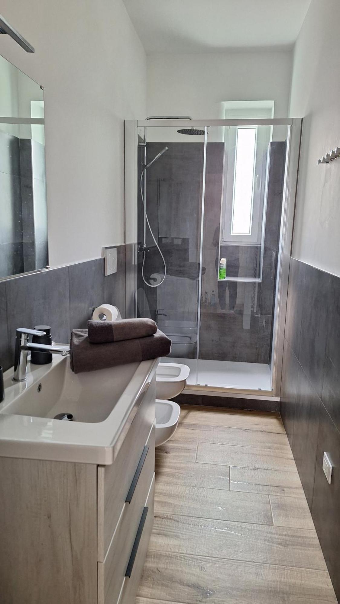 Casa Vacanze Mami Apartment ตรีเอสเต ภายนอก รูปภาพ